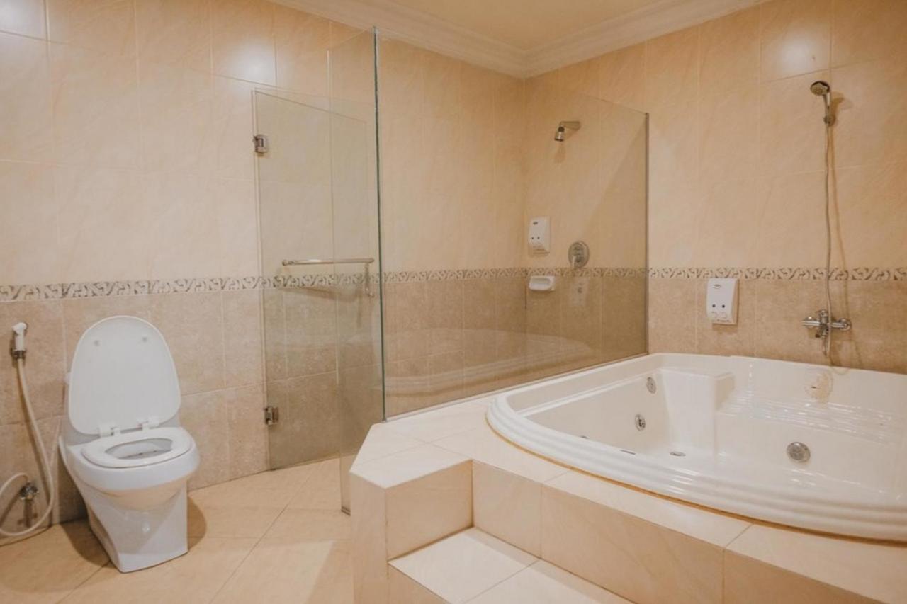 Reddoorz Premium @ Jalan Pal 10 Jambi Hotel Eksteriør billede