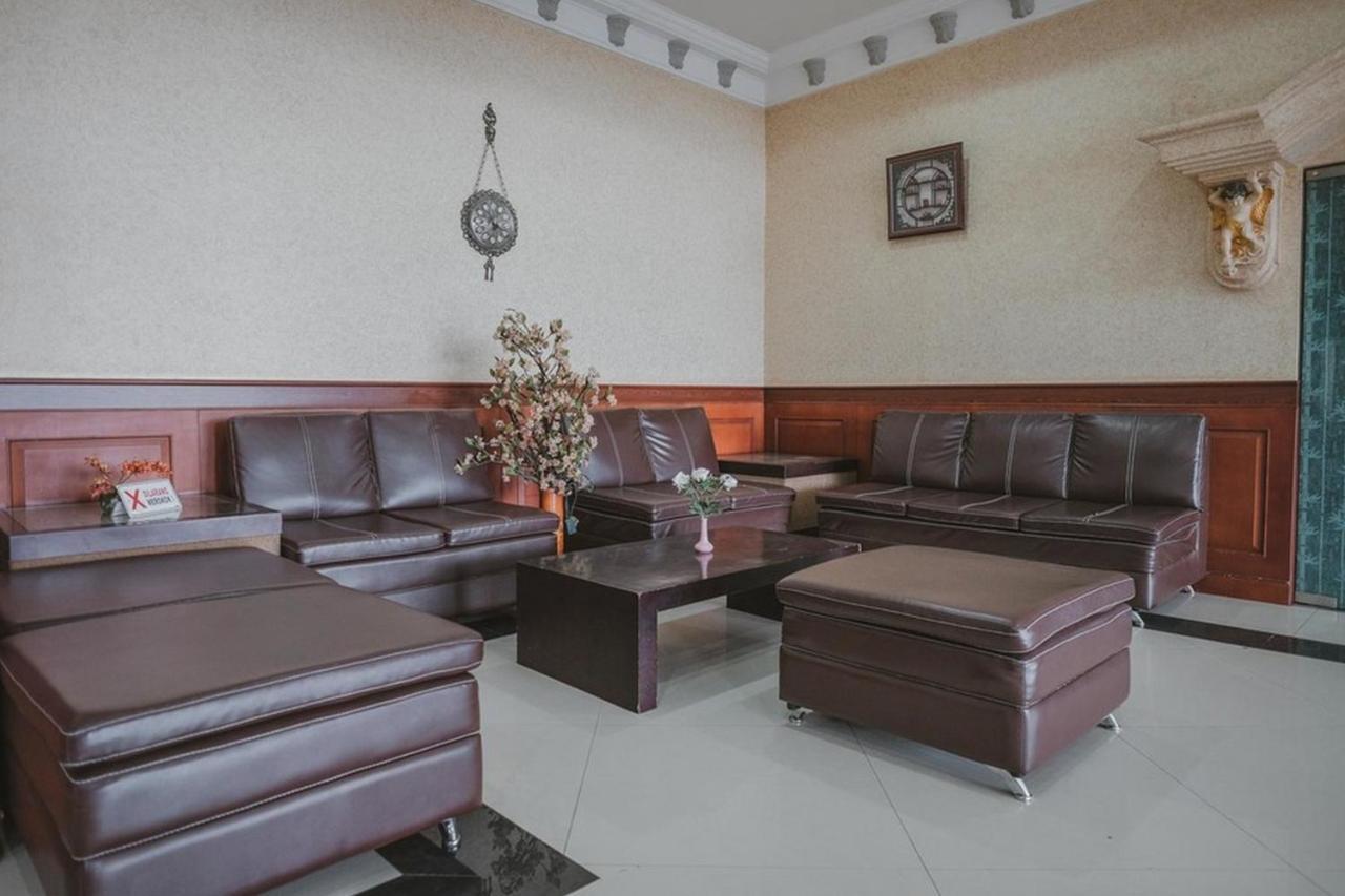 Reddoorz Premium @ Jalan Pal 10 Jambi Hotel Eksteriør billede