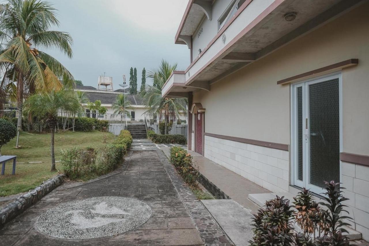 Reddoorz Premium @ Jalan Pal 10 Jambi Hotel Eksteriør billede